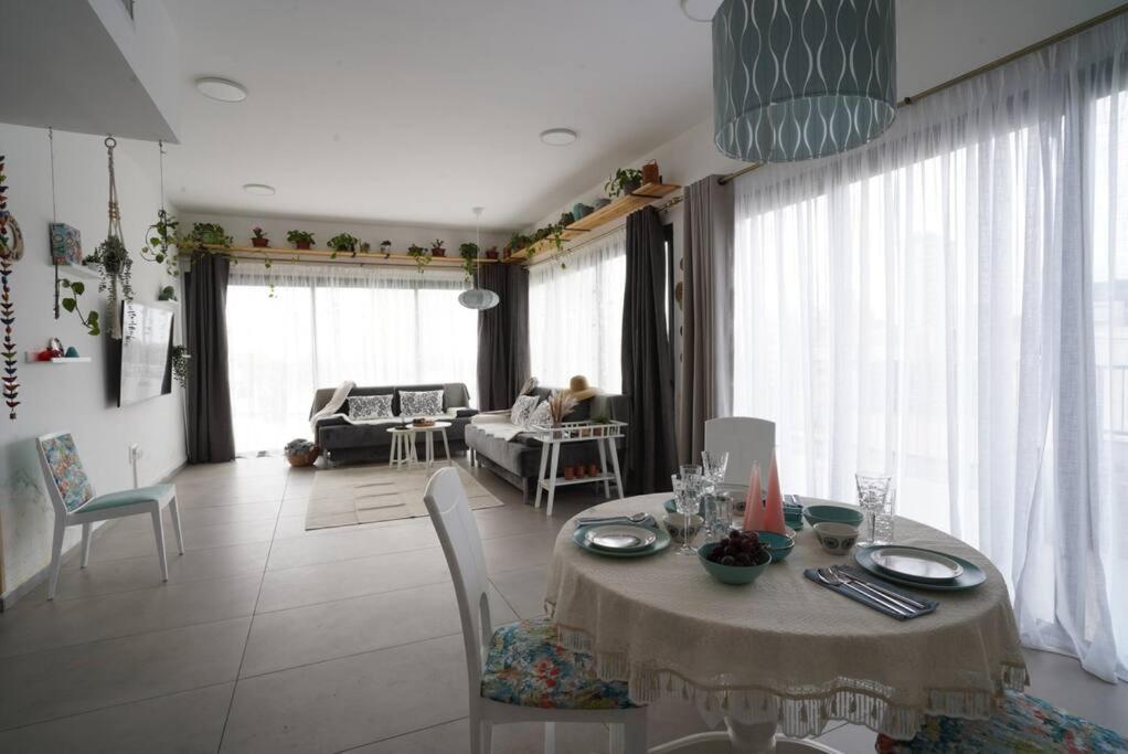 Hakerem New Luxury 3 And 2 Penthaus