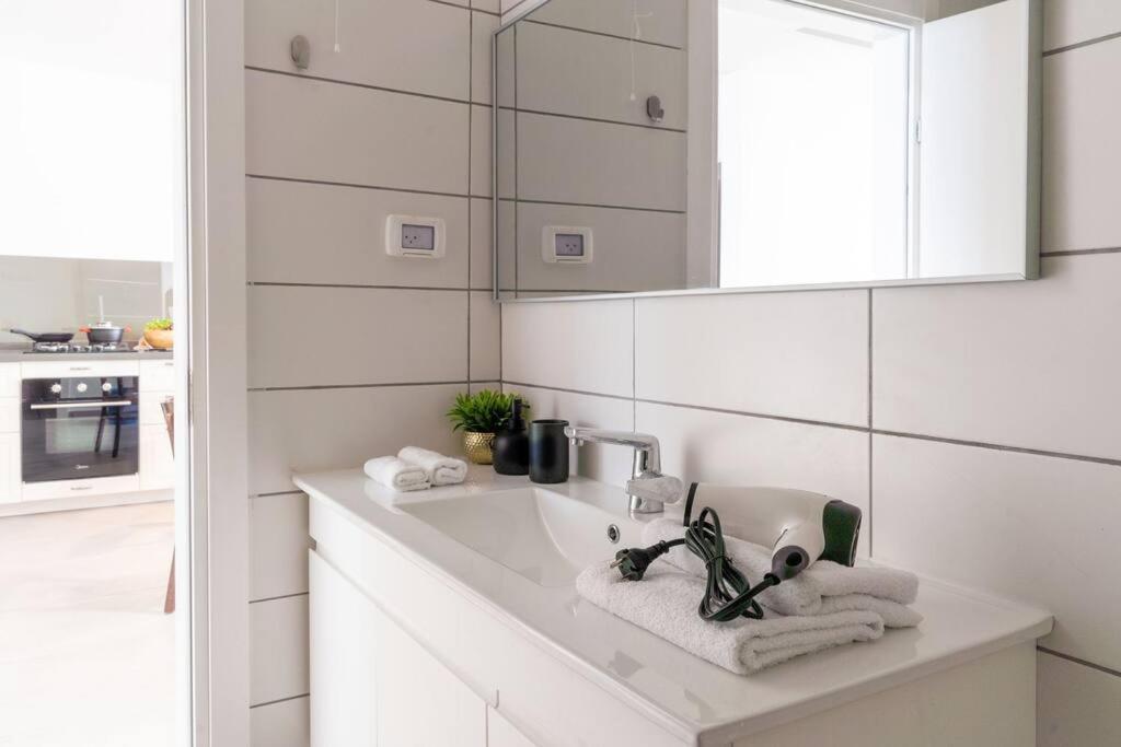 Hakerem New Luxury 3 And 2 Penthaus Tel Aviv